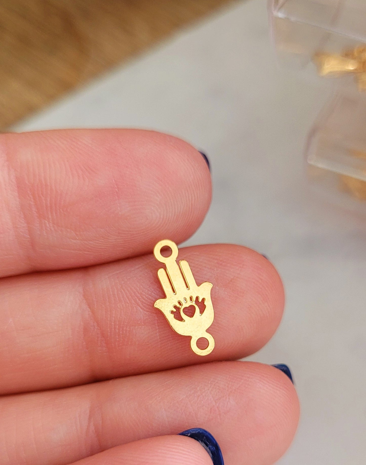 Conector manito ojito