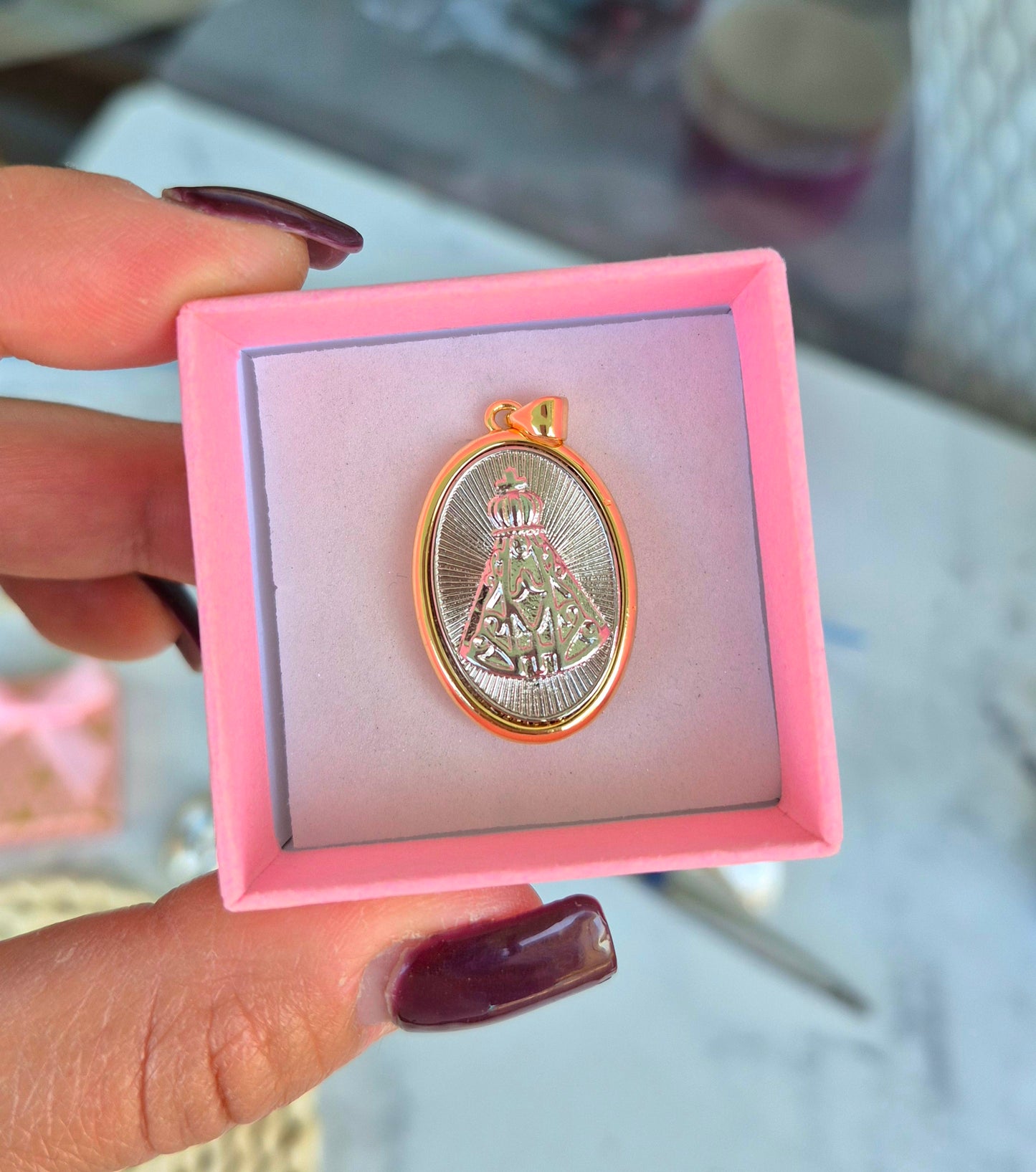 Medallon Virgen del Valle