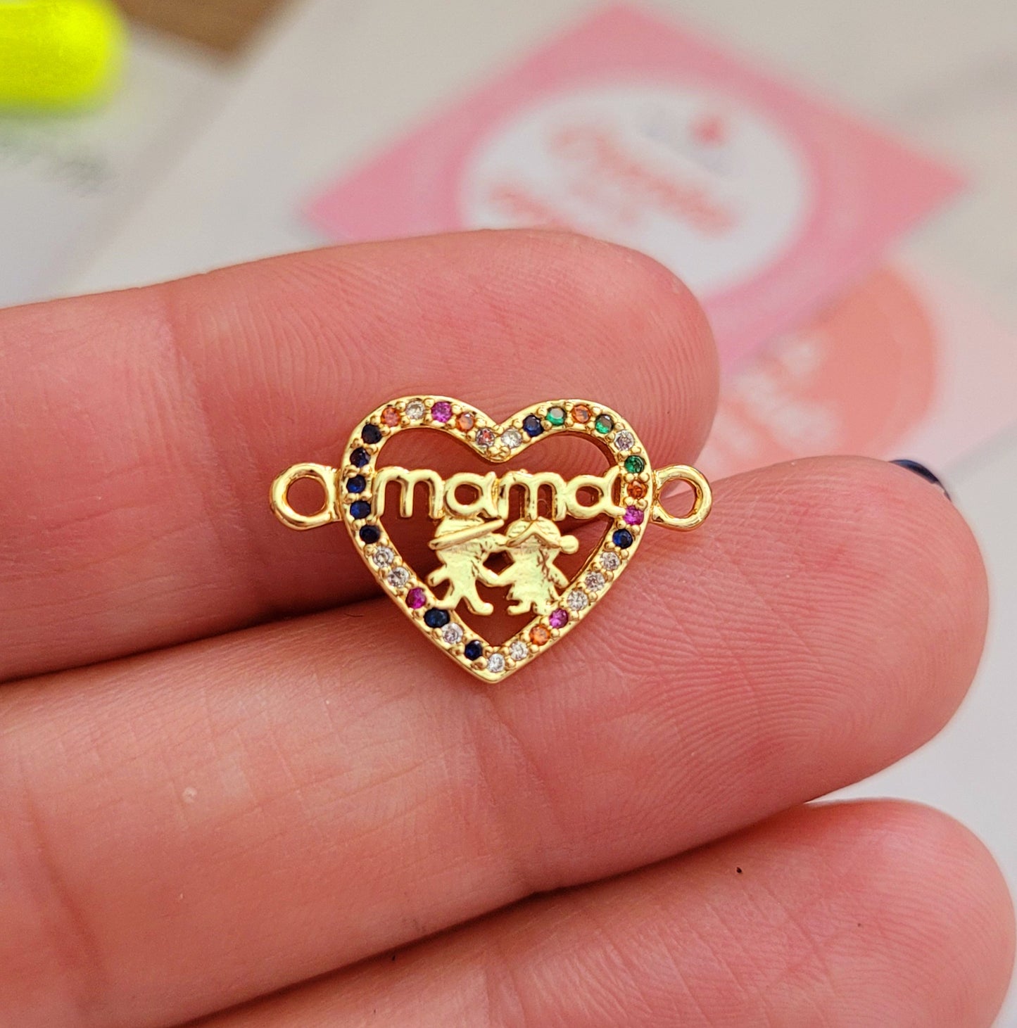 Corazón mamá conector