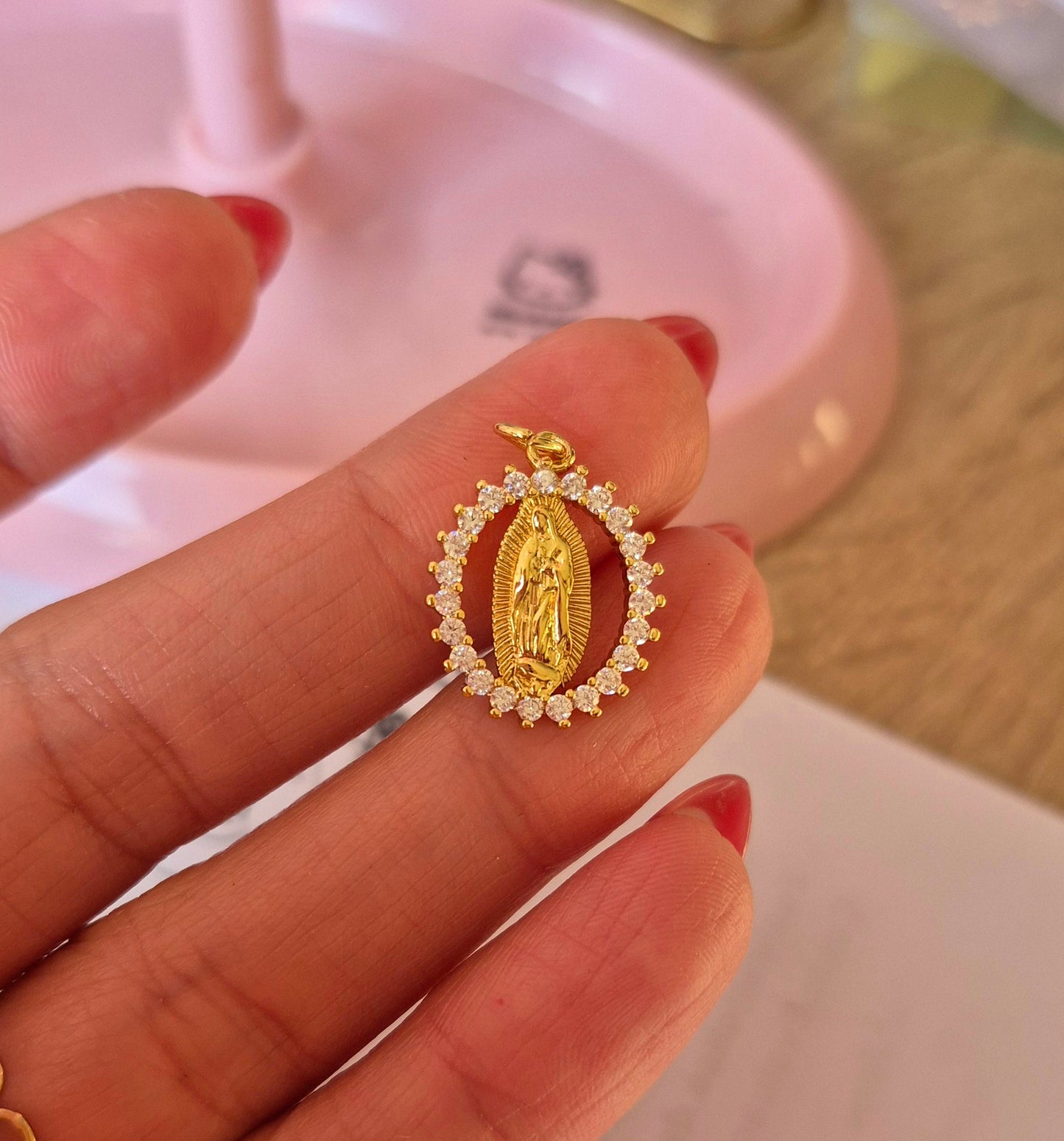 Virgen Guadalupe cristalitos