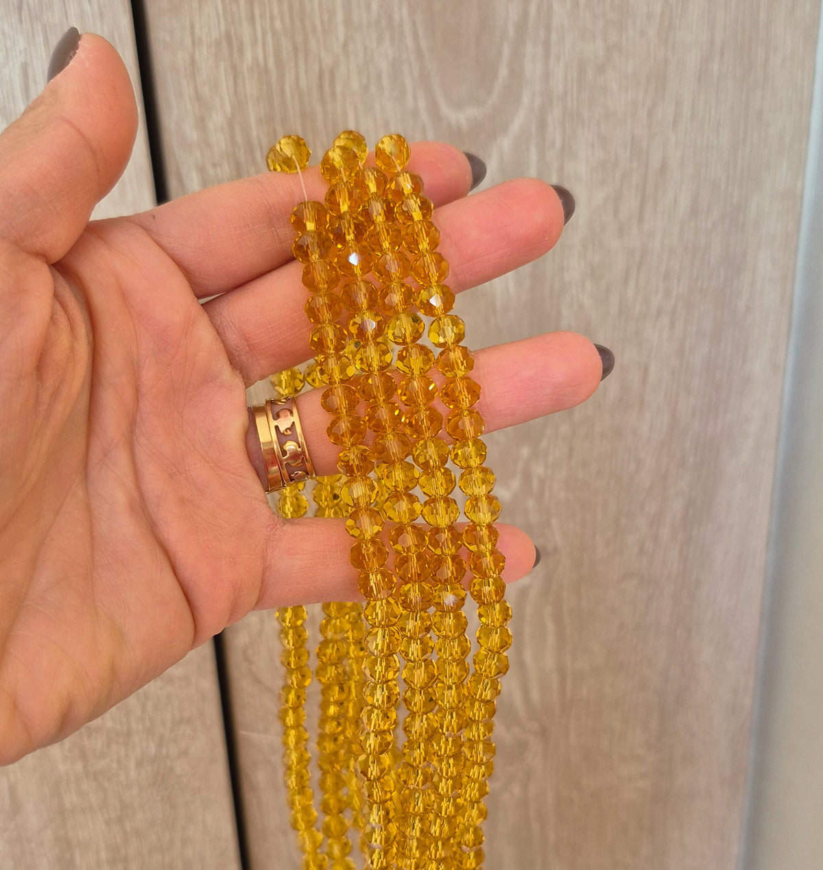 Cristal 8mm dorado traslúcido