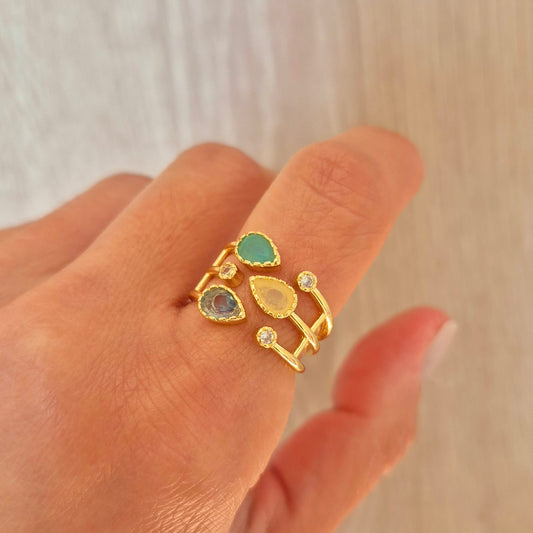 Anillo lágrimas de piedras