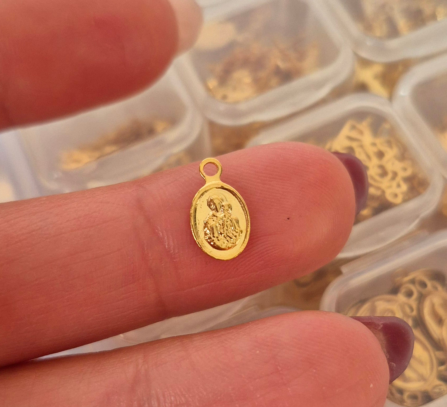 Medallita Virgen del Carmen