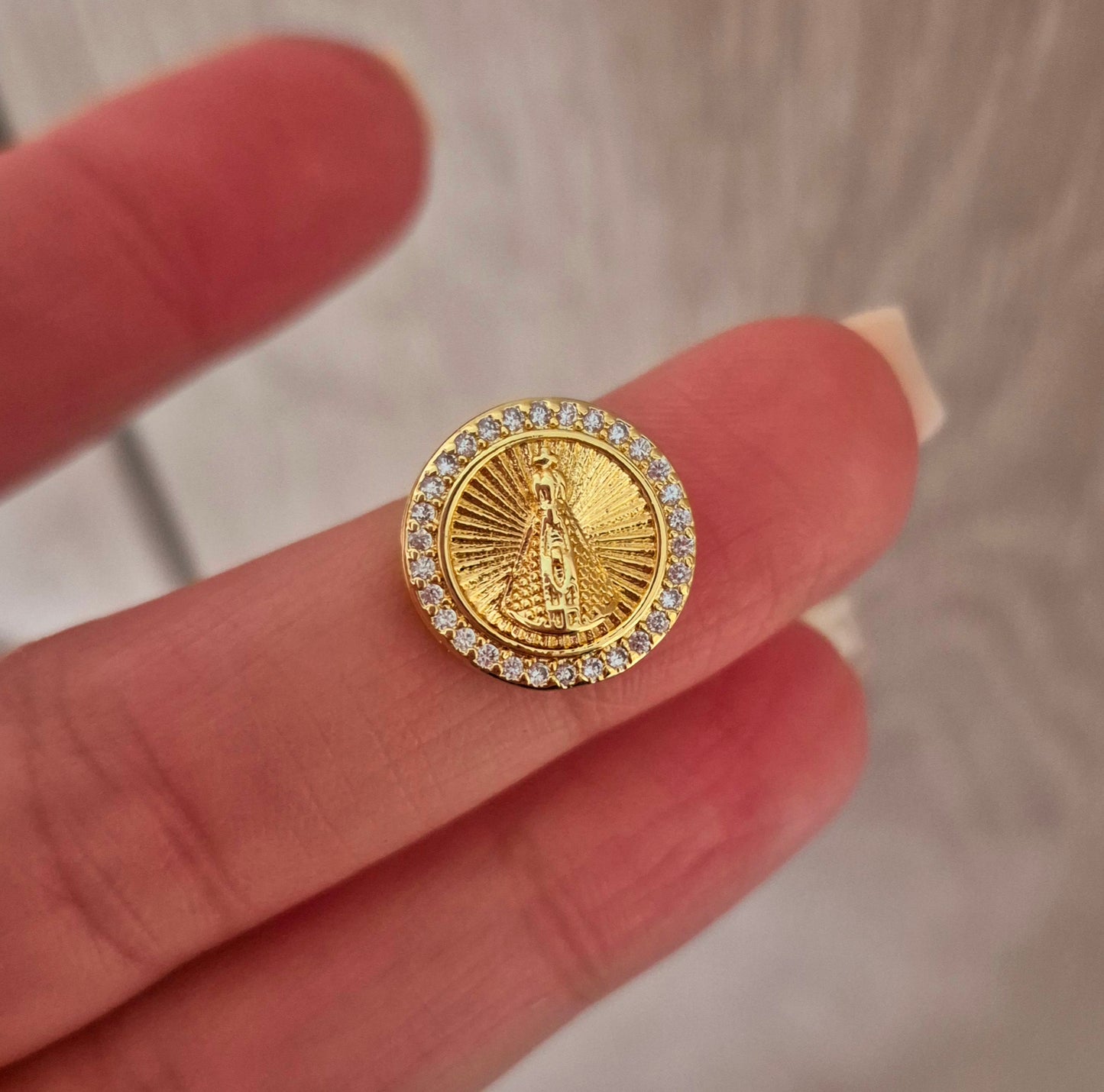 Virgen de Valle circones tipo pasador