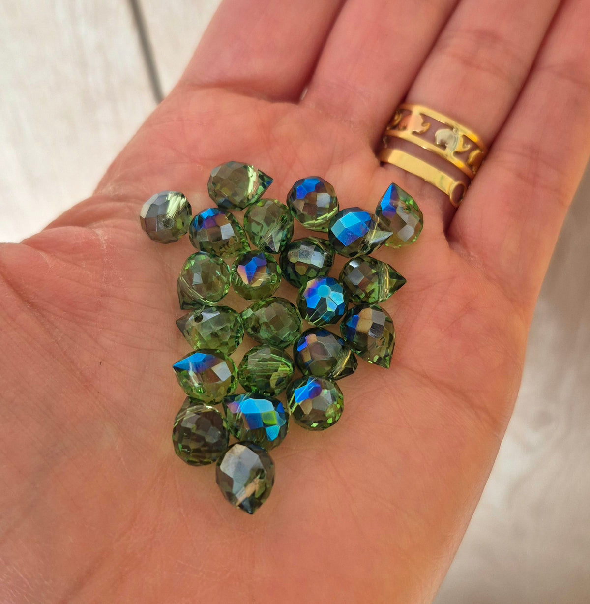 Gota cristal verde hoja - (10 unidades)