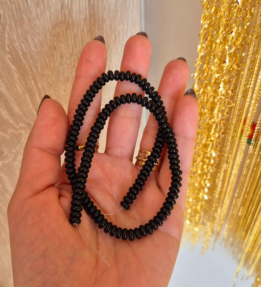 Donitas de vidrio negro