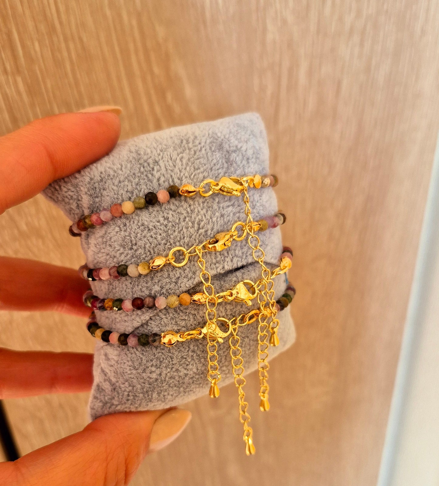 Pulsera Virgen de los Rayos Turmalina