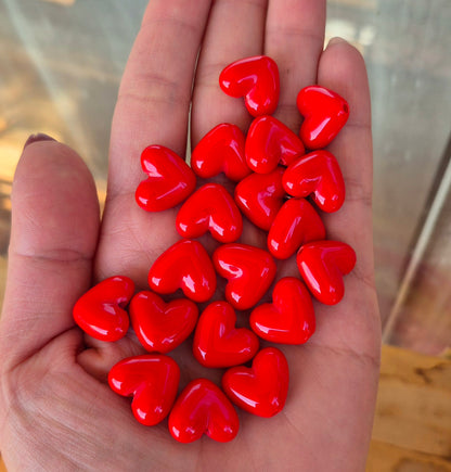 Corazones acrílicos rojos - (25 unidades)